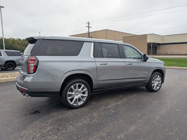 2023 Chevrolet Suburban High Country