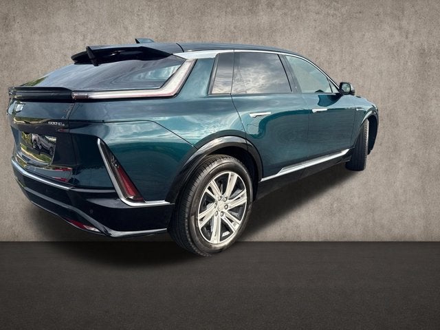 2024 Cadillac LYRIQ Tech