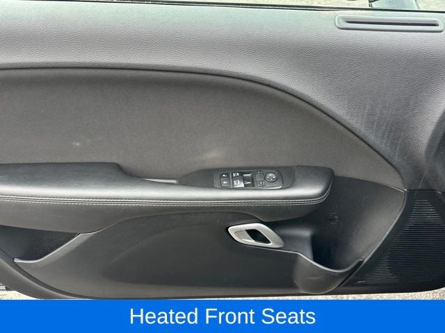 2017 Dodge Challenger SXT