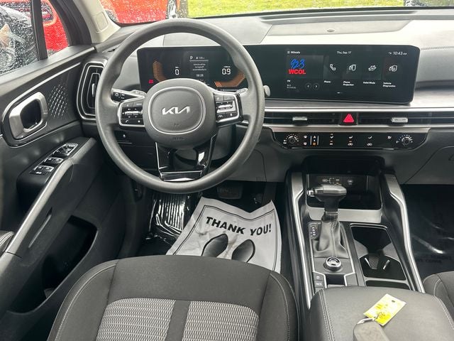 2024 Kia Sorento LX