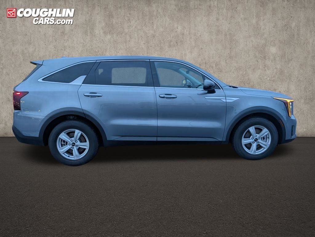 2025 Kia Sorento LX