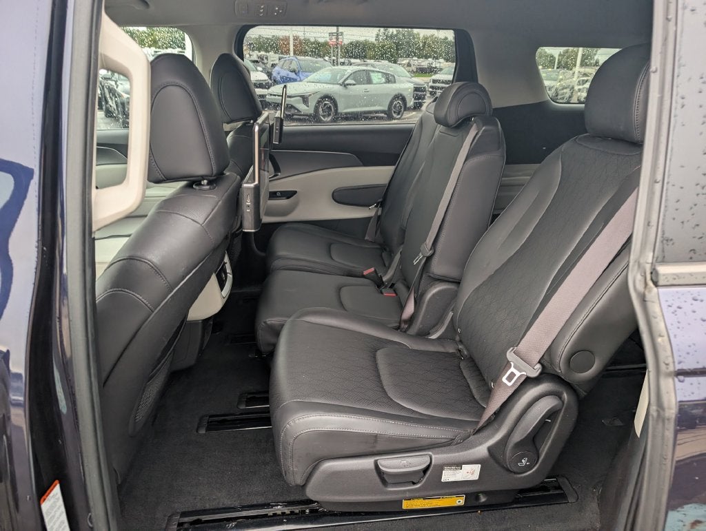 2022 Kia Carnival LXS