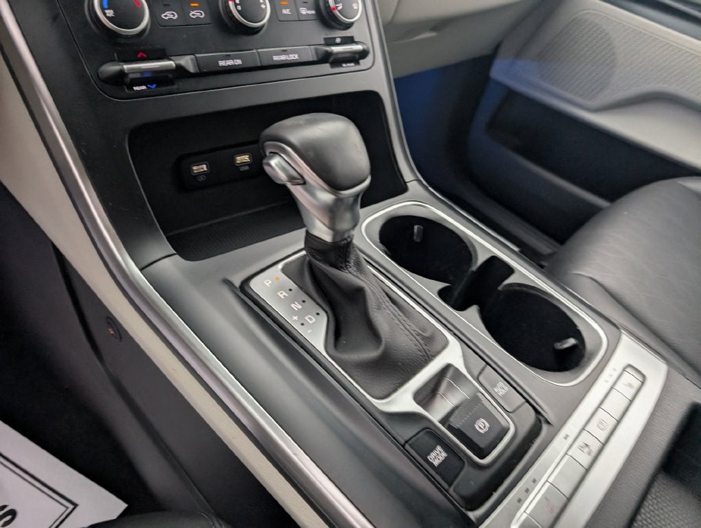 2022 Kia Carnival LXS