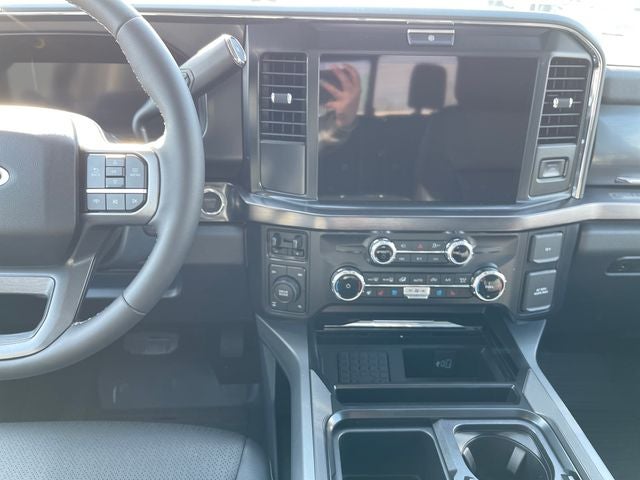 2026 Ford F-350SD F-350® Lariat®