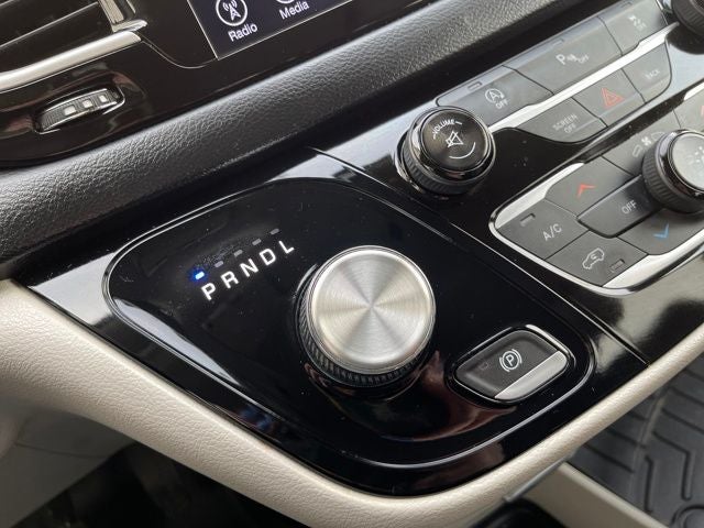 2017 Chrysler Pacifica Touring L