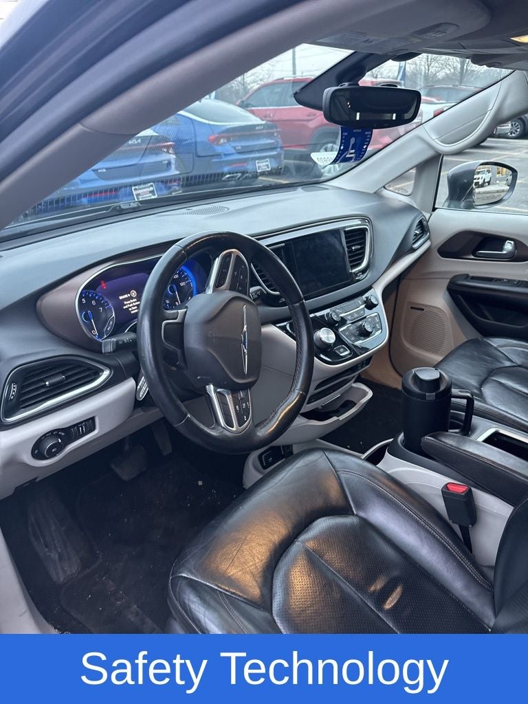 2017 Chrysler Pacifica Touring L Plus