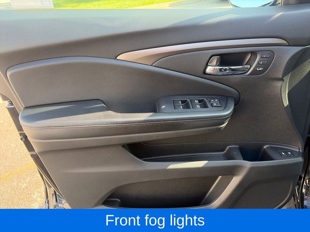 2019 Honda Pilot EX-L w/Navigation and Rear Entertainment System