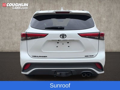2022 Toyota Highlander XSE