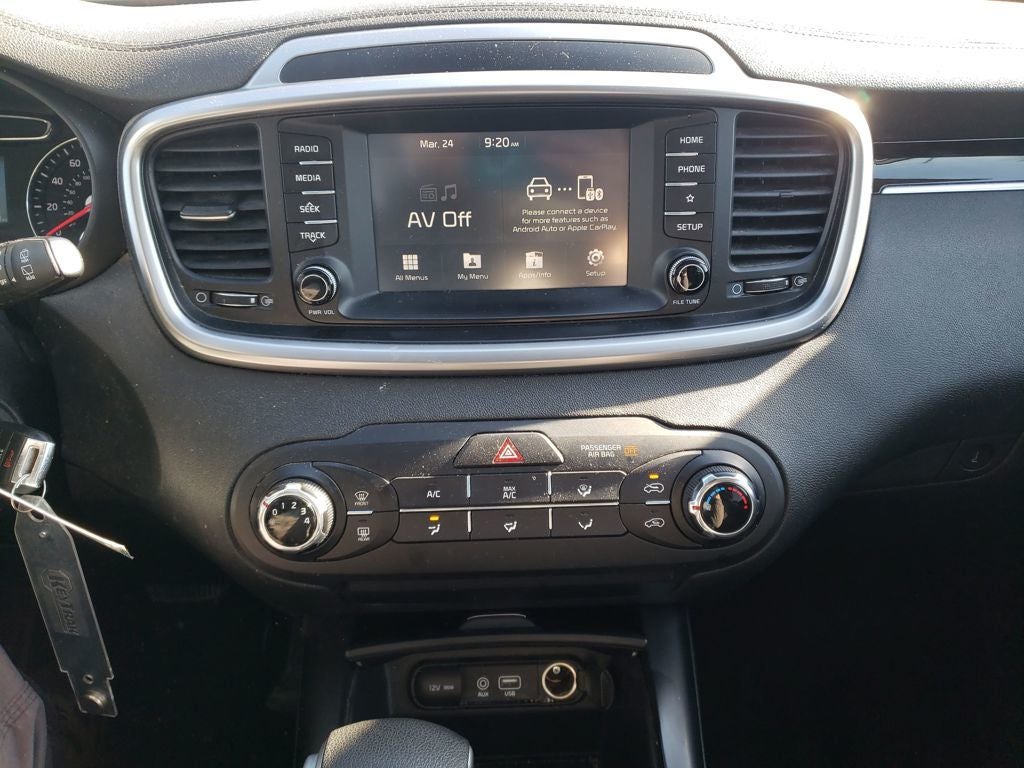 2020 Kia Sorento LX