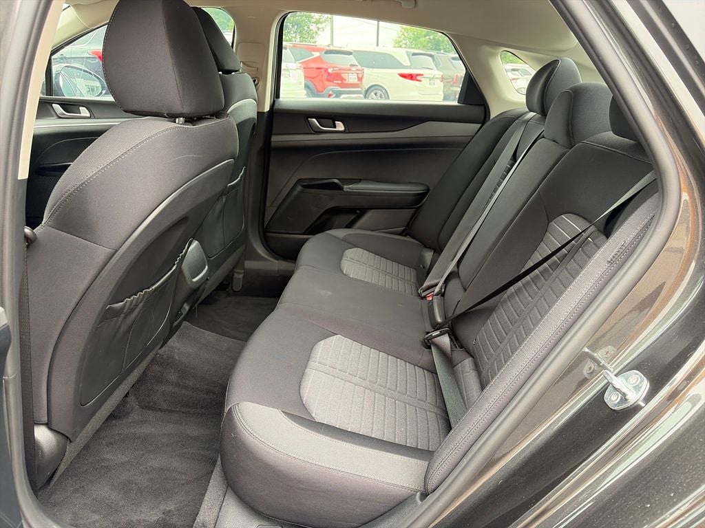 2025 Kia K5 LXS