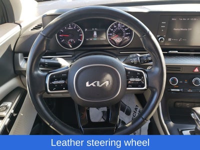 2022 Kia Carnival LXS