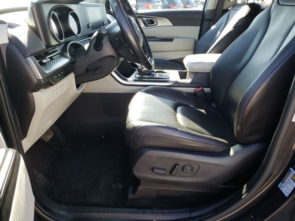 2022 Kia Carnival LXS