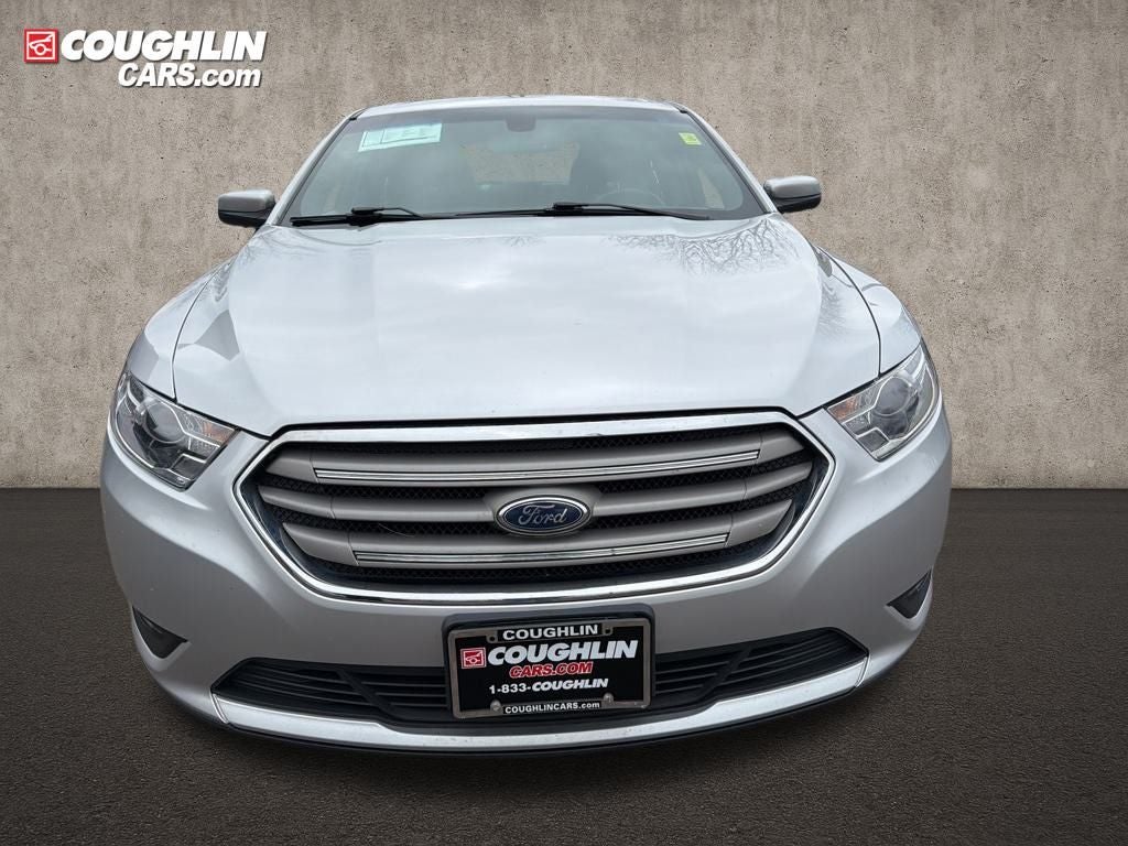 2018 Ford Taurus SEL