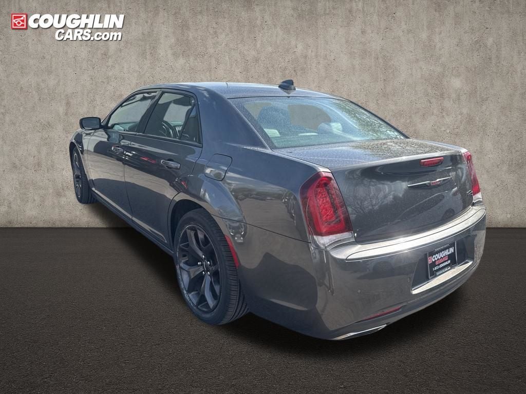 2021 Chrysler 300 S