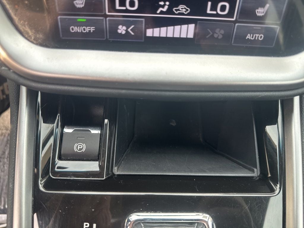 2022 Subaru Outback Limited XT