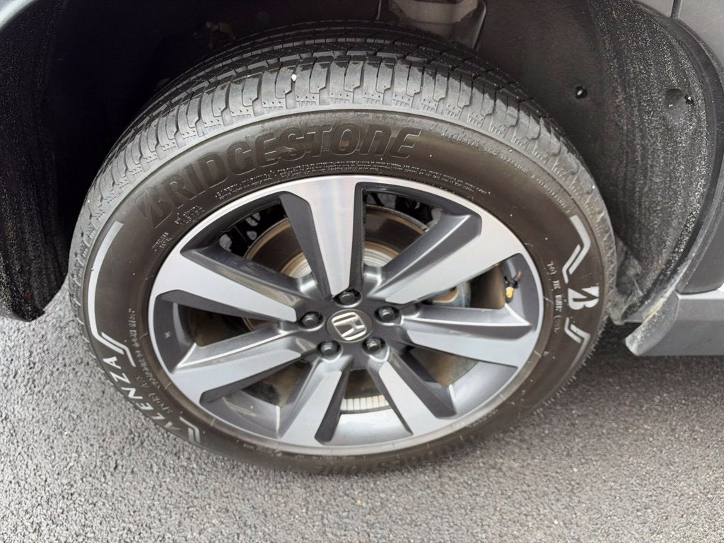 2025 Honda Pilot Base