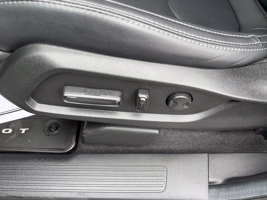 2025 Honda Pilot Base