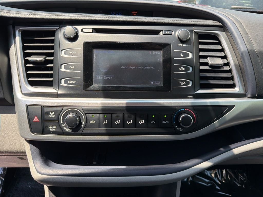 2015 Toyota Highlander LE V6