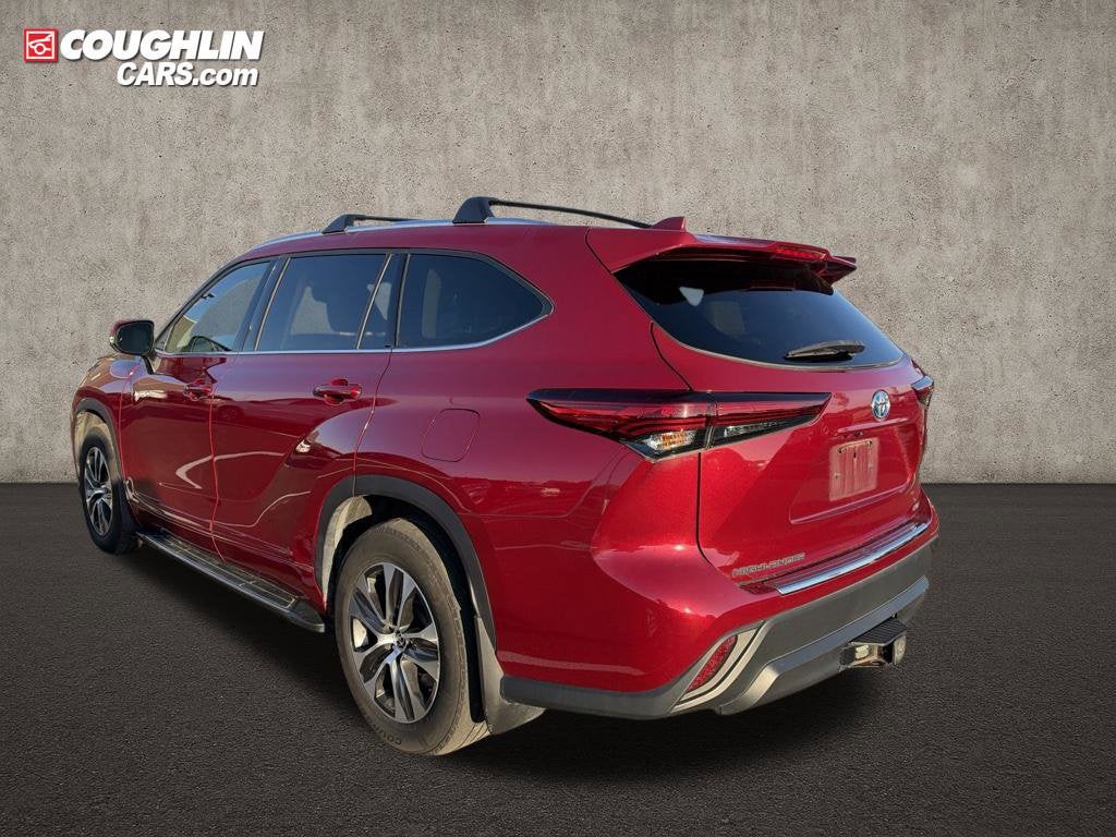 2021 Toyota Highlander Hybrid XLE