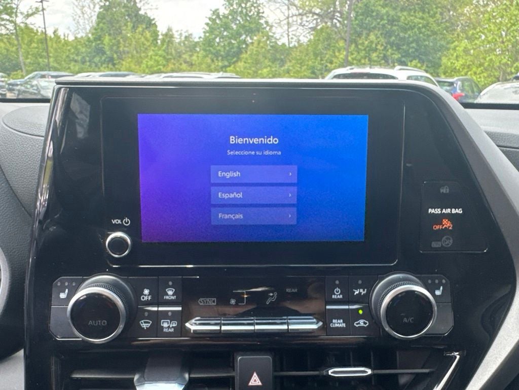 2023 Toyota Highlander XLE