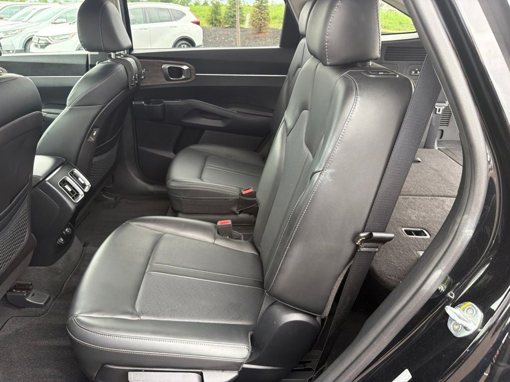 2022 Kia Sorento EX