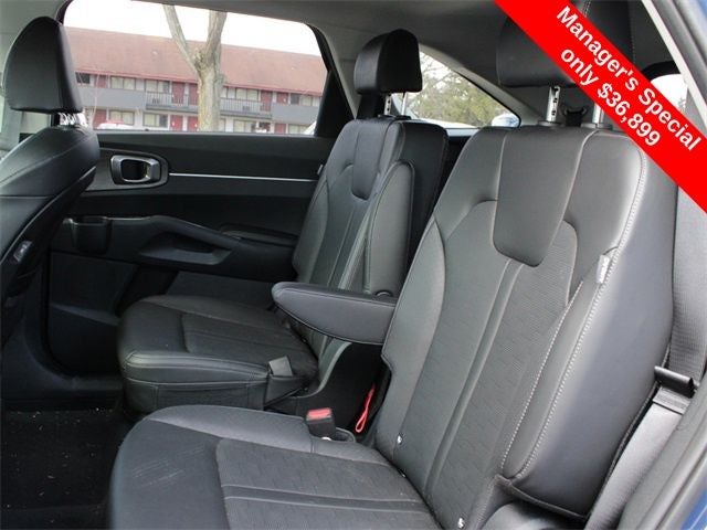 2024 Kia Sorento X-Line EX