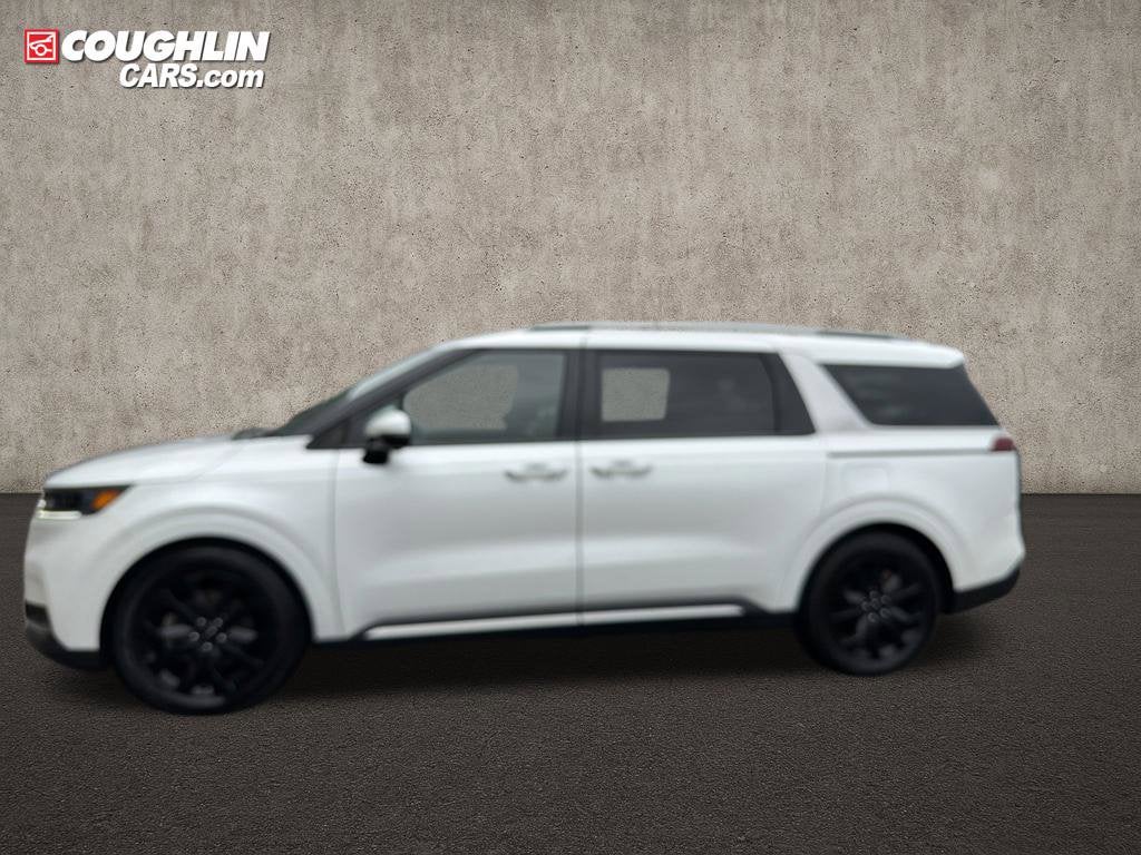 2024 Kia Carnival SX