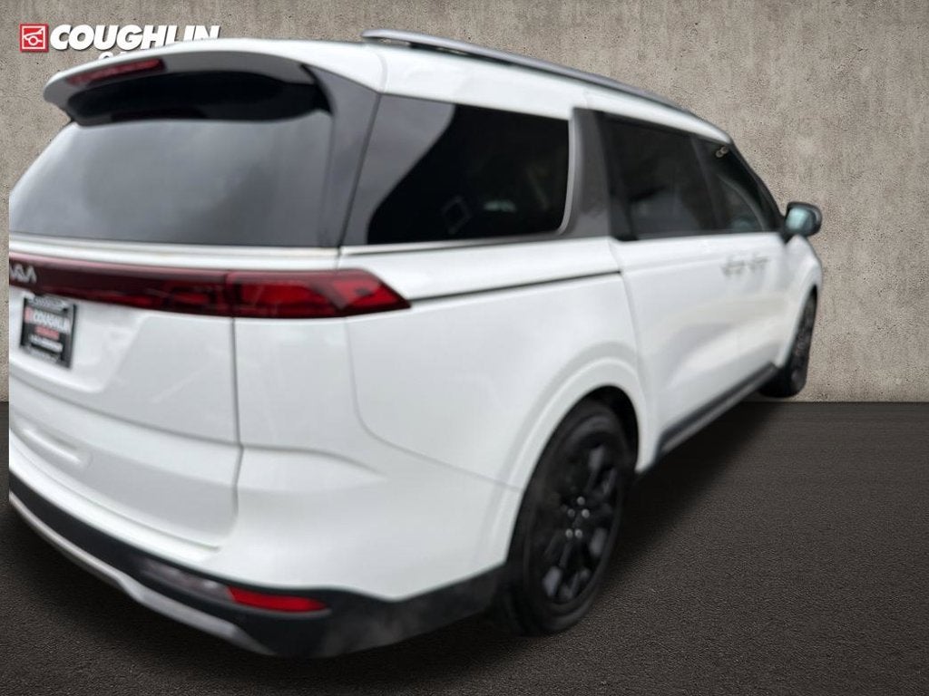 2024 Kia Carnival SX