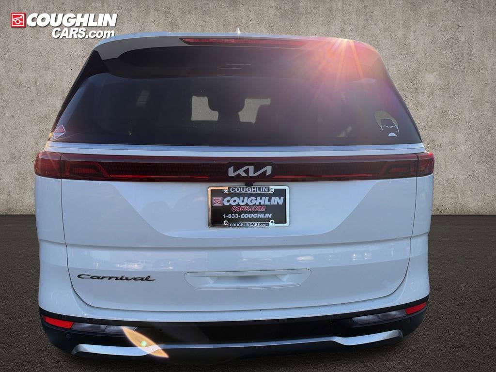 2022 Kia Carnival SX