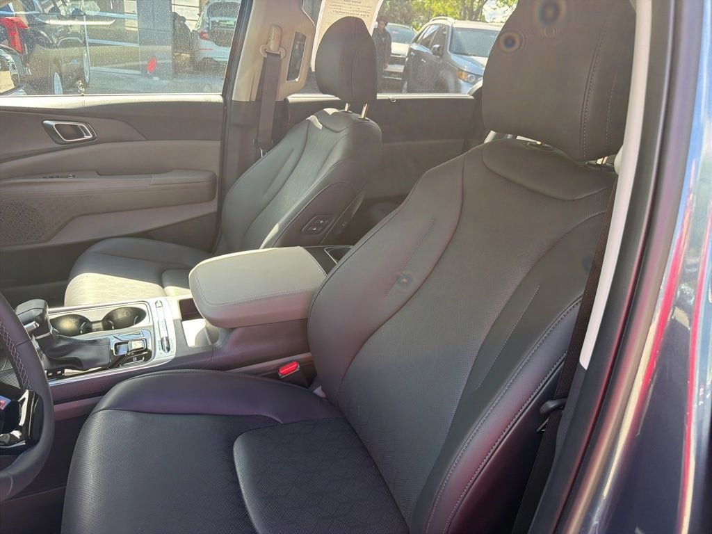 2026 Kia Carnival SX