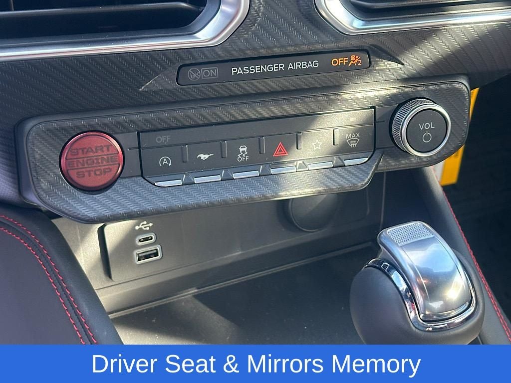 2025 Ford Mustang EcoBoost Premium