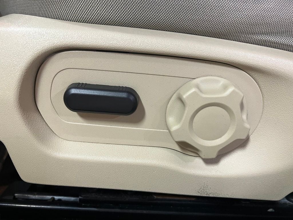 2018 Ford Taurus SEL