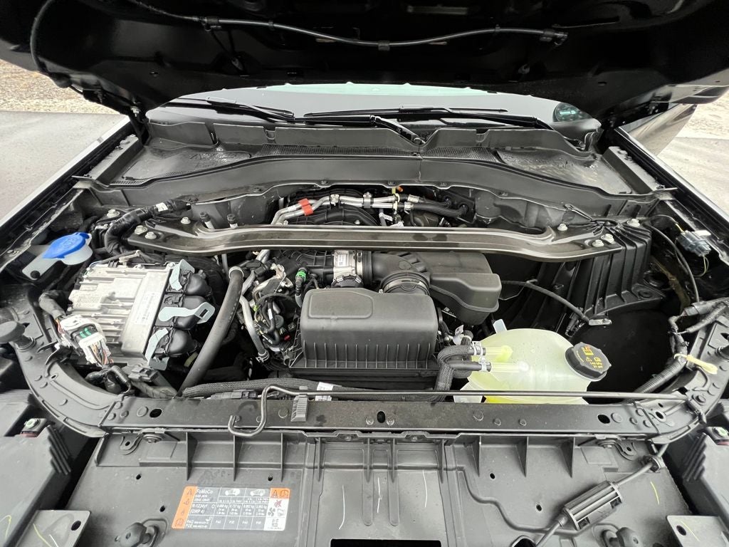 2025 Ford Utility Police Interceptor Base