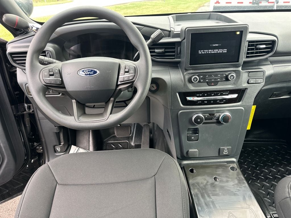 2025 Ford Utility Police Interceptor Base