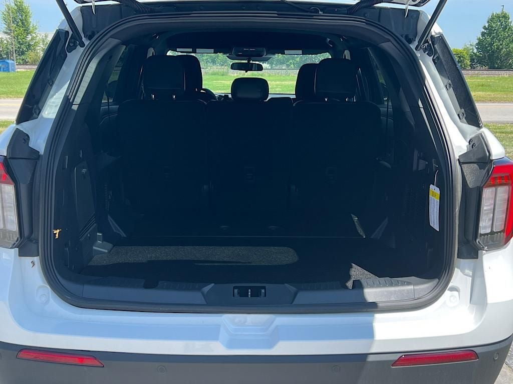 2025 Ford Utility Police Interceptor Base