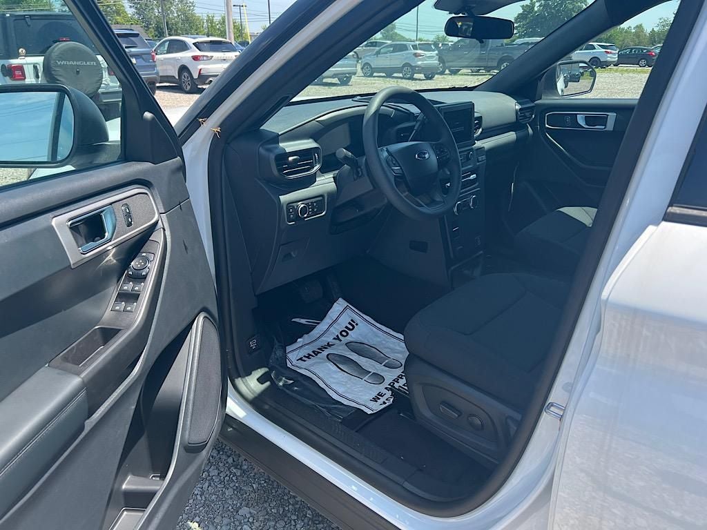 2025 Ford Utility Police Interceptor Base