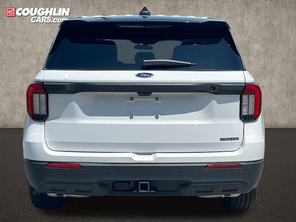 2025 Ford Utility Police Interceptor Base