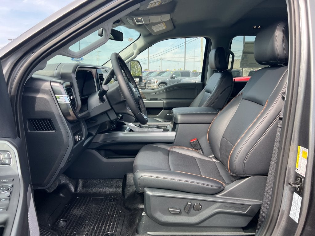 2027 Ford F-350SD Lariat