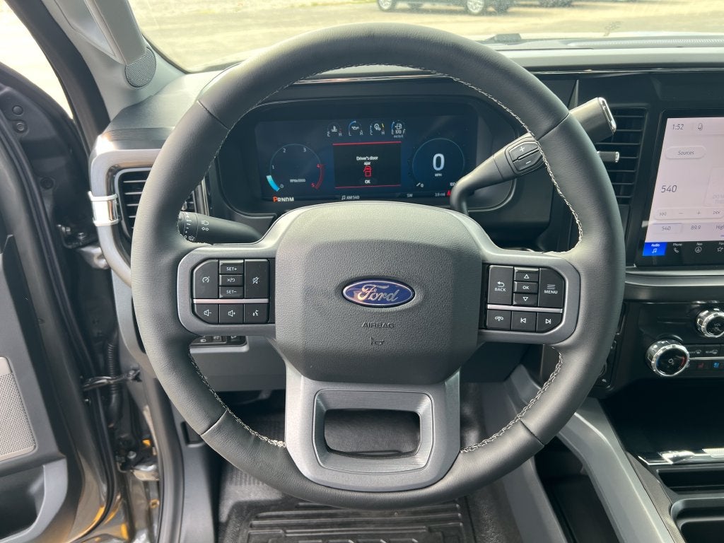 2027 Ford F-350SD Lariat