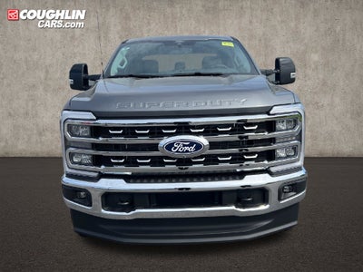 2027 Ford F-350SD Lariat