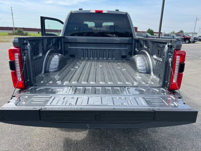 2027 Ford F-350SD Lariat