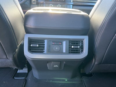 2027 Ford F-350SD Lariat