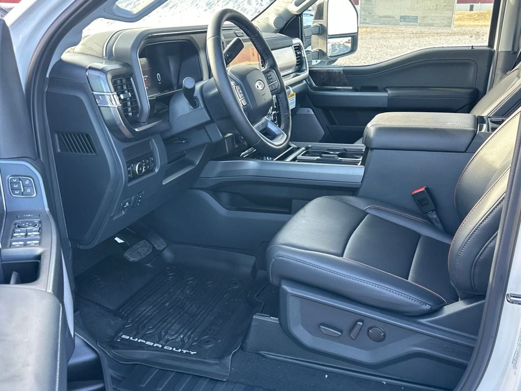 2026 Ford F-350SD Lariat