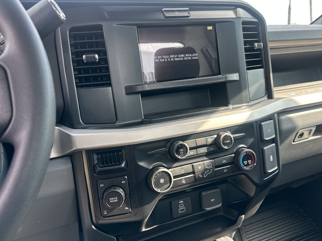 2027 Ford F-250SD XL