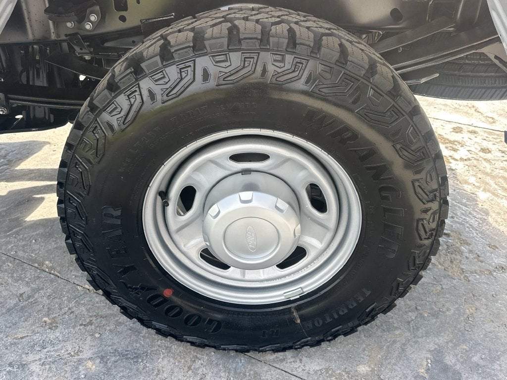 2027 Ford F-250SD XL