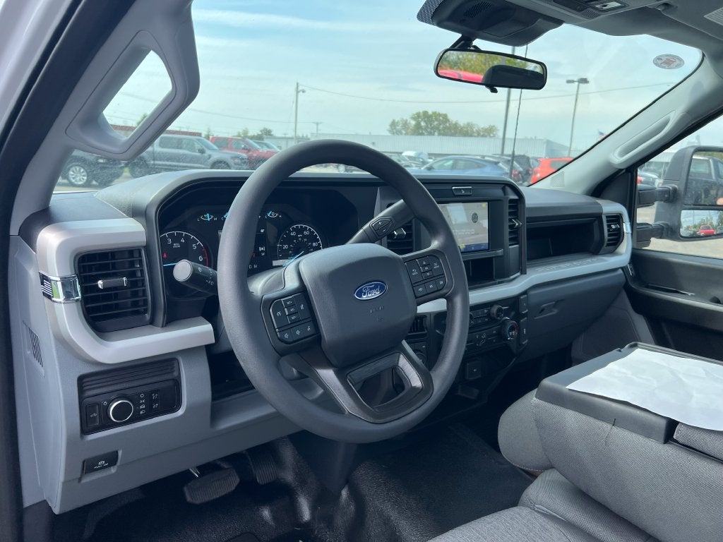 2027 Ford F-250SD XL