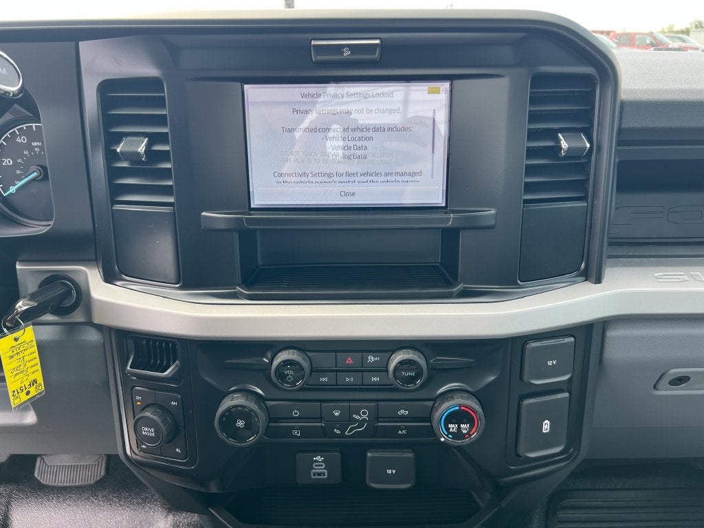 2027 Ford F-250SD XL