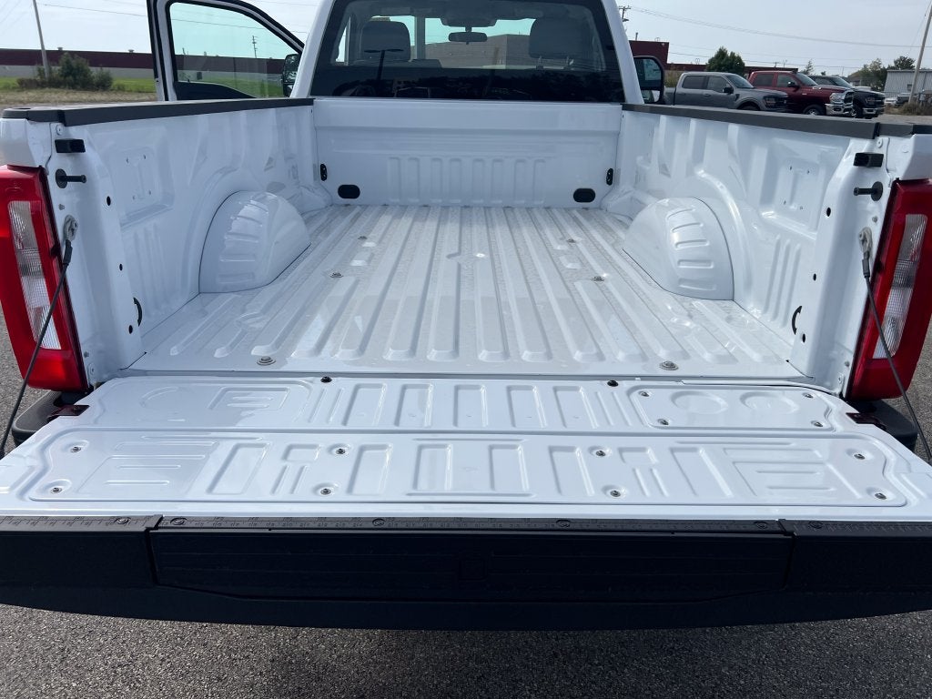 2027 Ford F-250SD XL