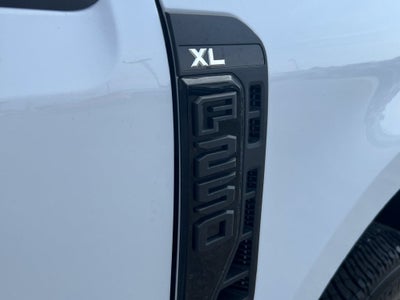 2027 Ford F-250SD XL