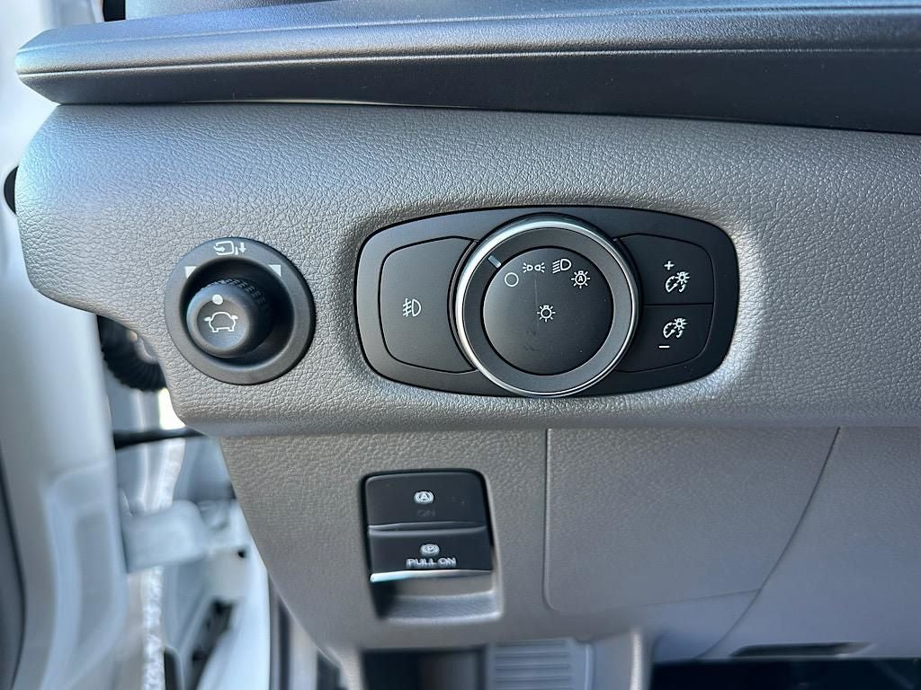 2025 Ford Transit-250 Base Medium Roof